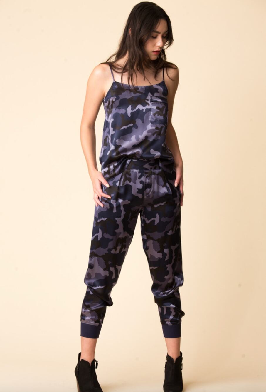 ATM Anthony Thomas Melillo Camo Silk Joggers Blue Gray Size Small $325 Retail